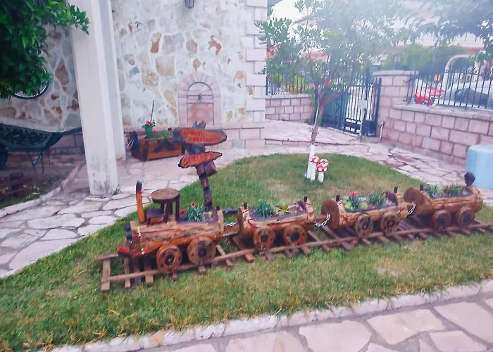 Simos Apartments