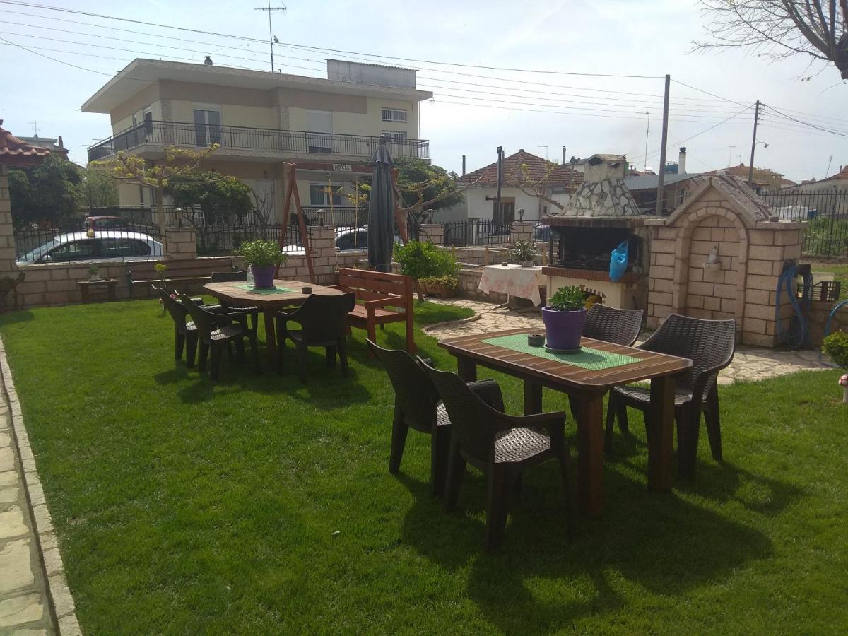 Simos Κορινός