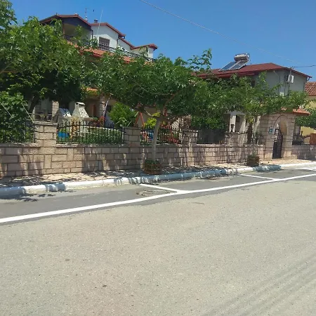 Simos Apartments Korinos Exterior photo