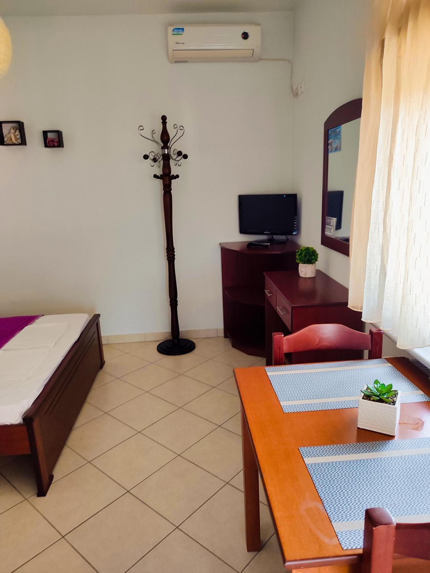 Apartment Simos Korinos