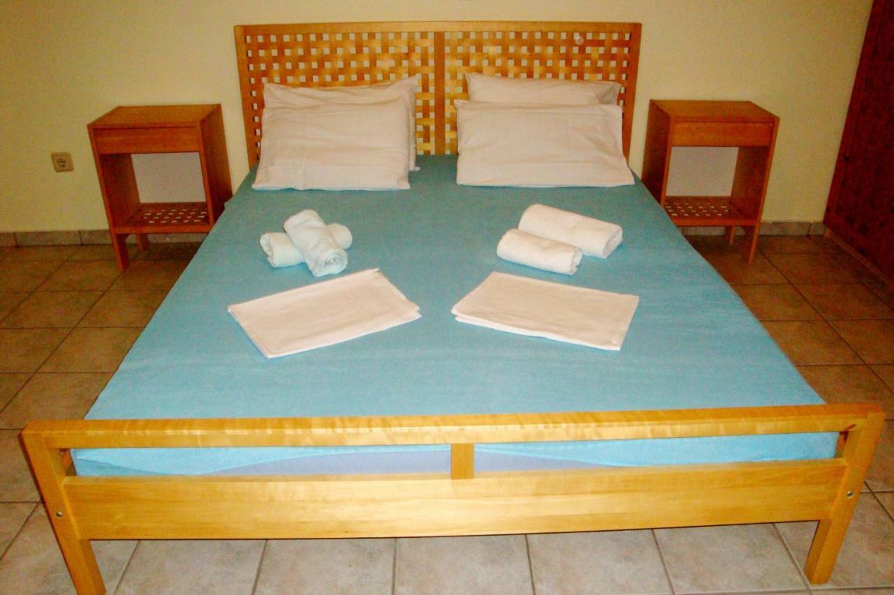 Simos Apartment Korinos